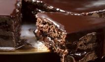 Как приготовить шоколадную глазурь из какао?